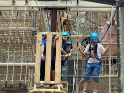 -PIPIKINGDOM皮皮王国欢乐号(欢乐海岸购物中心店)