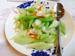 -满江红四季餐厅 · 国家五钻级酒家(新纪元大酒店店)