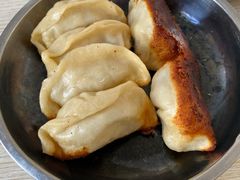 -黄阿姨锅贴大王(万航渡路店)