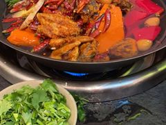 -四小区火锅·巷子里的重庆火锅(花照壁店)