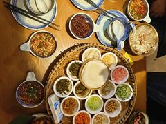 -包整·丝娃娃(一览甲秀楼风景店)