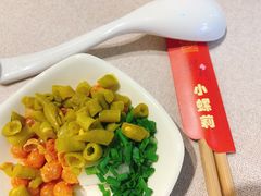 -丽丽三鲜螺蛳粉(田林路店)