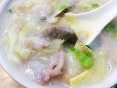 一品艇仔粥-银记肠粉店(新港西路店)