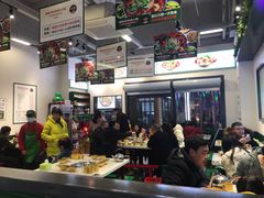 -晓彭肥肠鸡·泡椒鸡火锅(水木天地店)