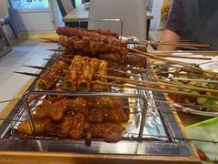 -烤满分·东北烧烤(首经贸店)