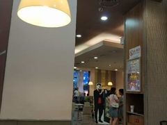 大堂-肯德基(龙之梦购物中心店)