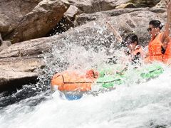 -安吉龙王山峡谷漂流