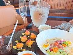 -MONICH牛排融合餐厅(和义大道购物中心店)