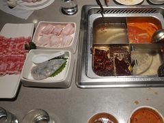 -海底捞火锅(宝龙广场夜宵主题店)