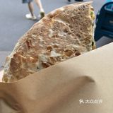 北下朱的店面朱来往往，只有烧饼一直都在