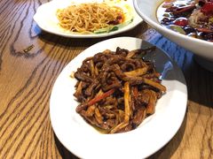 茶树菇烧牛柳-川流不息(北蔡休闲广场店)