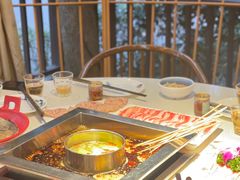 -二荆条·蜀鲜汇城市森林火锅