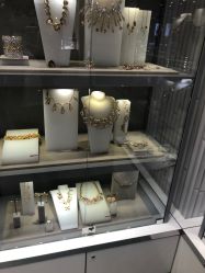 -SWAROVSKI(燕莎奥特莱斯店)