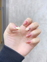 -UGIRL有个美甲