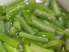 清炒丝瓜-辣螃铠盆盆蟹大排档(总店)