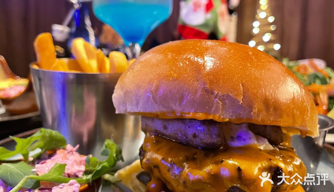 无人能敌❗️冬日蓝蛙圣诞氛围太棒了🎄