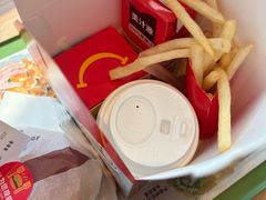-麦当劳(新天地得来速店)