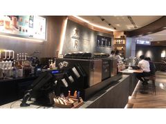 -星巴克(静安嘉里中心B2店)