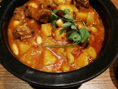 -云海肴·汽锅鸡·云南菜(天山百盛优客店)