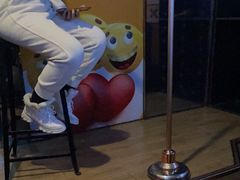 -唱吧麦颂KTV(松江五龙商业广场店)