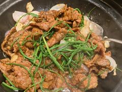 -辛香味烧鱼馆·非遗技艺·排骨红烧肉(光谷医药园店)