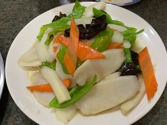 -何猫特色黄焖羊肉