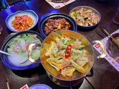 -钳真多钓虾馆·小龙虾海鲜烧烤(九六广场店)