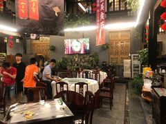 大堂-蔼若春.传承三十年云南菜(金碧公园店)