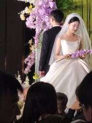 -艾米丽婚纱礼服