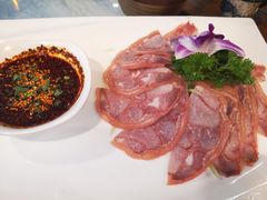 白族凉片-尽善百年古院餐厅(王家老宅店)