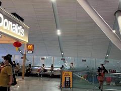 -麦当劳(深圳北站高铁店)