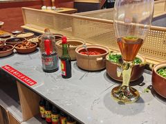 -娜姐鲜牛肉串串火锅(藏龙岛店)