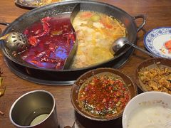 -萍姐火锅·公路夜市(武汉首店)