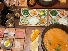 -银米·云南传统过桥米线(双廊黑金冠店)
