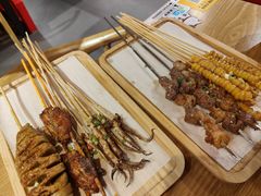 -三顾烤庐·烤鱼·烧烤·龙虾(奉贤店)