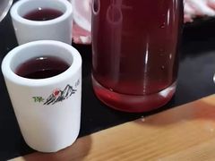 -果松木炭酸菜铜火锅·外婆参鸡汤