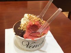 -VENCHI 闻绮(上海佛罗伦萨小镇店)