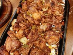 东镇老味道烤鸡块-老东镇啤酒屋海鲜加工·蒸汽海鲜·海鲜烧烤(台东店)