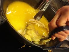 -鲜入围煮花胶鸡海鲜火锅