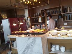 自助取餐区-都会尚膳·海鲜自助餐厅(重庆万豪酒店)
