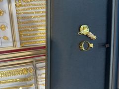 -恒一珠宝·回收黄金钻石奢侈品(灵岩南路店)