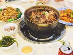 招牌家鸡煲-渝君重庆火锅(嘉宾路店)