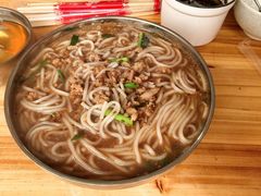 -正宗杨记普洱酸醋米线(总店)