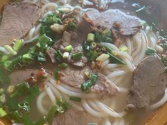 -肇兴特色牛肉粉