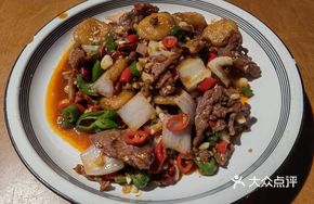 Stir-fried Beef with Jiaozhan Ti