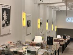 -先锋书店(五台山总店)