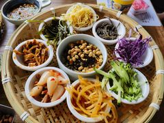 -包整·丝娃娃(一览甲秀楼风景店)