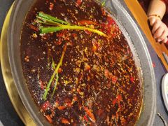 -沸炉重庆老火锅(军事博物馆店)