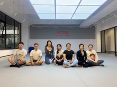 -EFL巴西柔术·综合格斗·泰拳·少儿体能训练(虹桥德必馆)