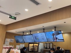 -霸王茶姬(大学城熙街店)